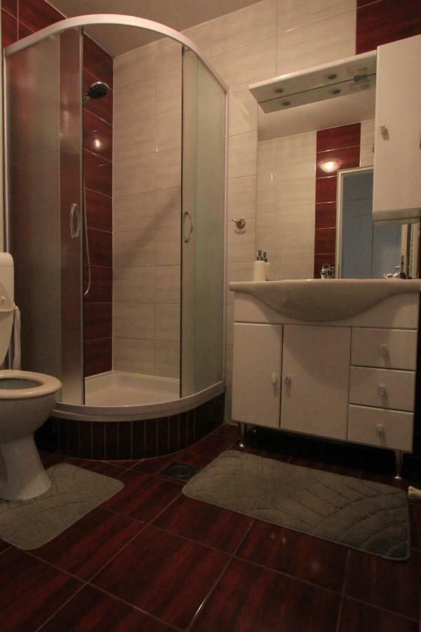 Gospic Riverside Apartment Екстериор снимка